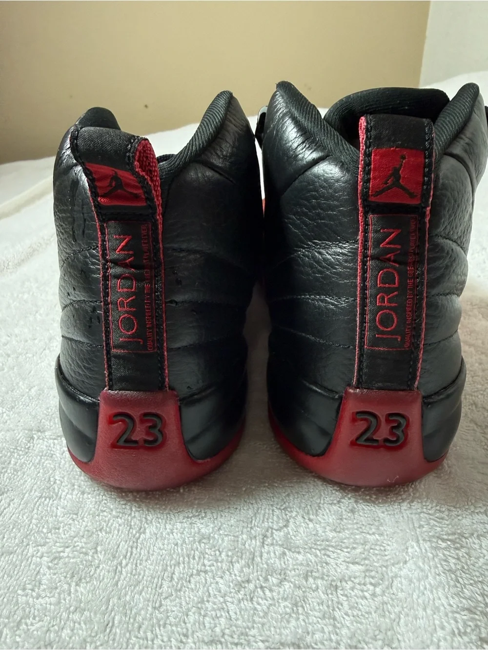 Air Jordan 12 Retro GS Flu Game Black Varsity Red 153265-002 Size 6.5Y 8 Wmns